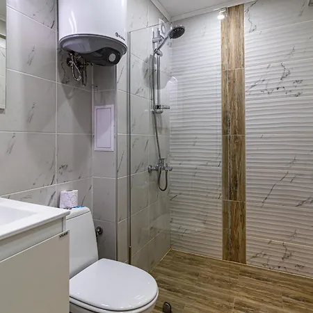 דירה Ishirkov With Mountain View Balcony And Underground Parking *
