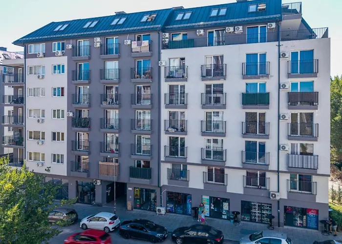 Apartamento Ishirkov With Mountain View Balcony And Underground Parking Sofía