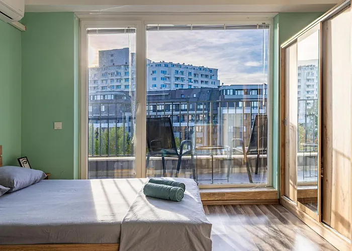 Apartamento Ishirkov With Mountain View Balcony And Underground Parking