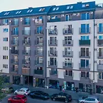 Appartamento Ishirkov With Mountain View Balcony And Underground Parking Sofia